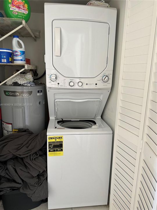 For Rent: $1,750 (2 beds, 2 baths, 905 Square Feet)