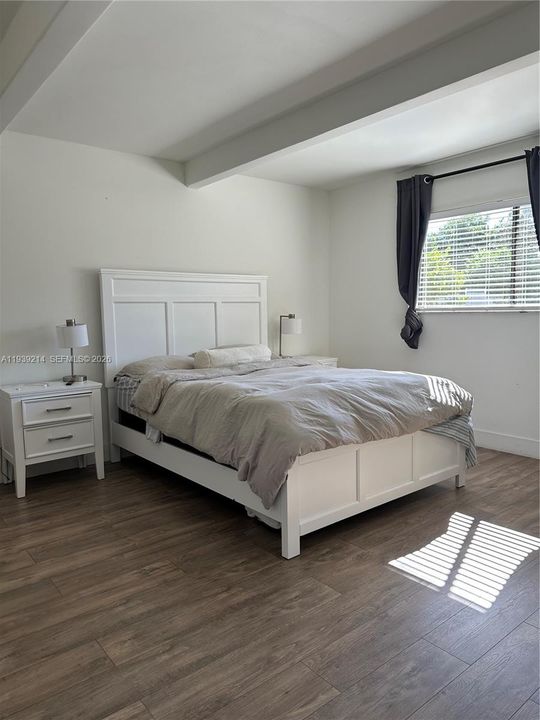 For Rent: $1,750 (2 beds, 2 baths, 905 Square Feet)