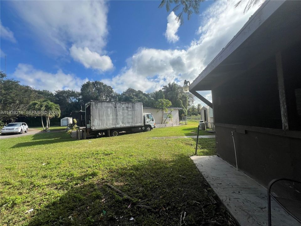 For Sale: $895,000 (5 beds, 3 baths, 0 Square Feet)