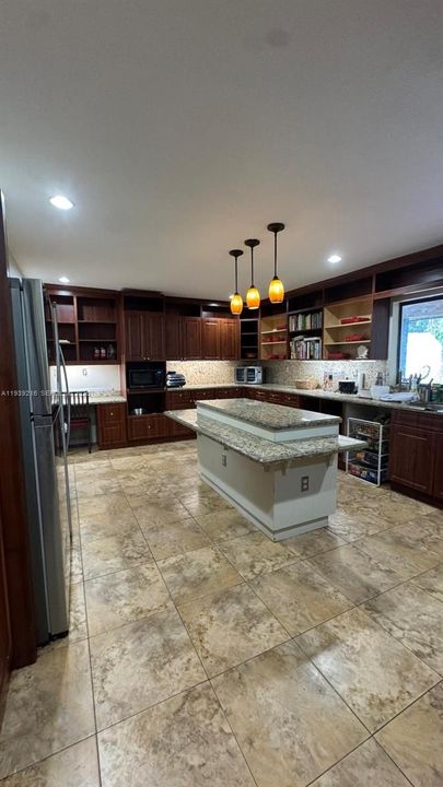 For Sale: $895,000 (5 beds, 3 baths, 0 Square Feet)