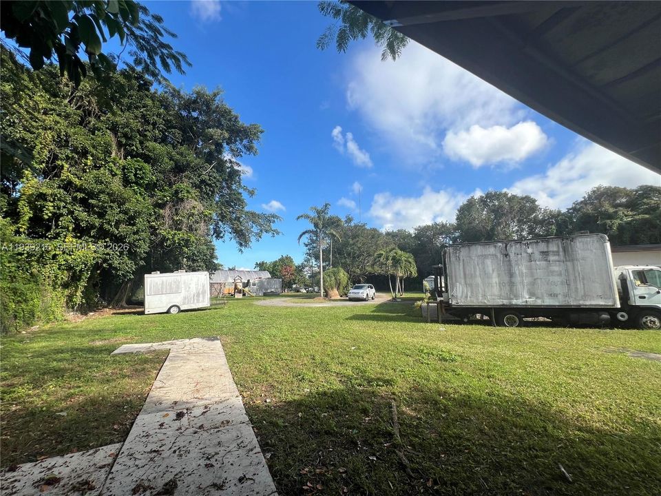 For Sale: $895,000 (5 beds, 3 baths, 0 Square Feet)