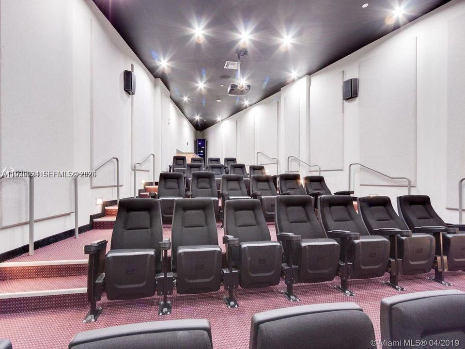 For Sale: $785,000 (2 beds, 3 baths, 1552 Square Feet)