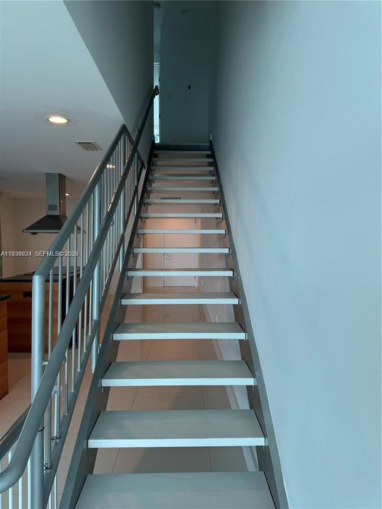 For Sale: $785,000 (2 beds, 3 baths, 1552 Square Feet)