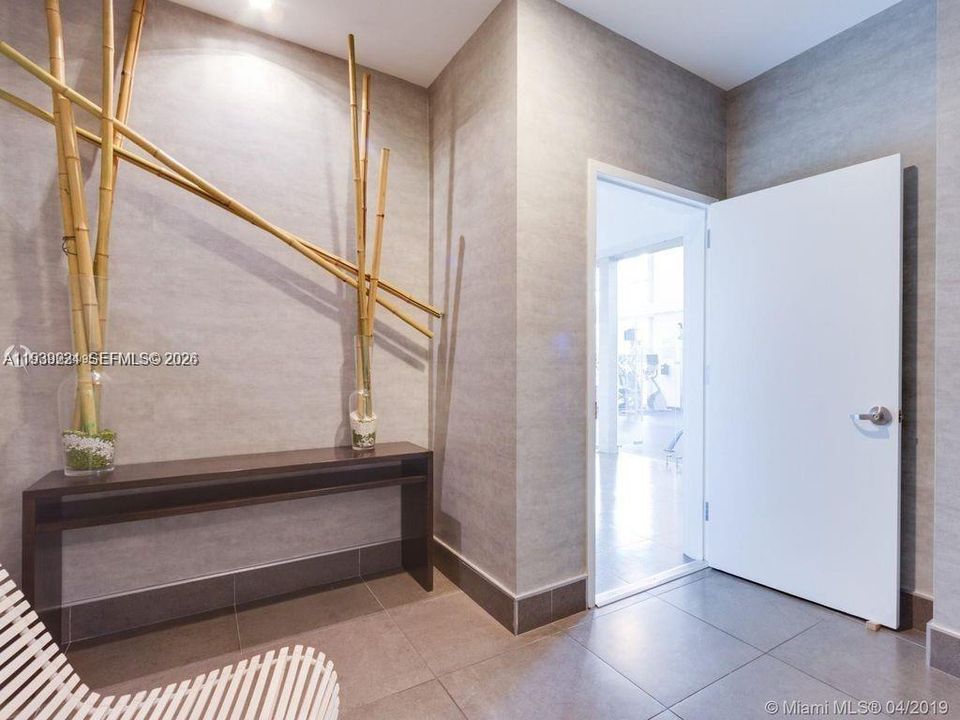 For Sale: $785,000 (2 beds, 3 baths, 1552 Square Feet)