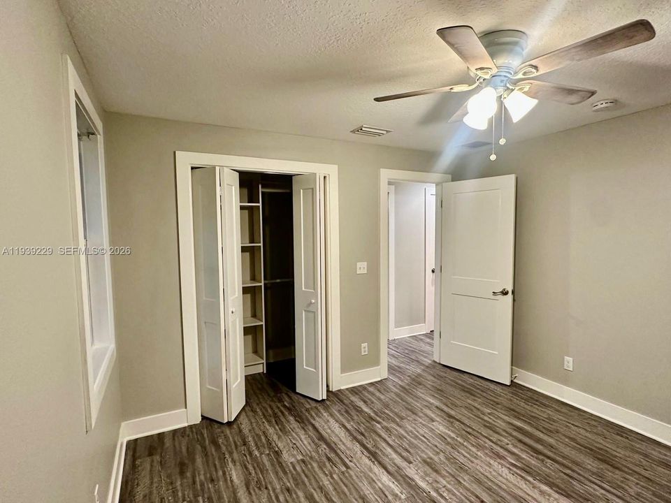 For Rent: $1,600 (3 beds, 2 baths, 1456 Square Feet)