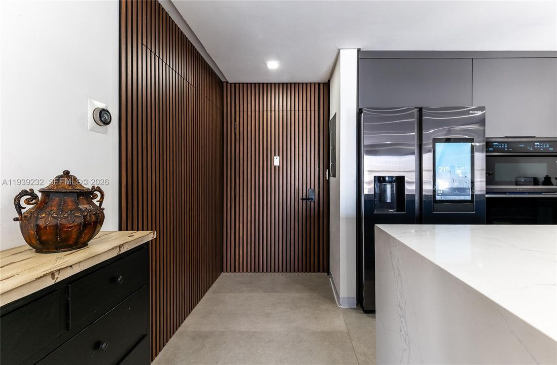 En Venta: $365,000 (1 camas, 1 baños, 750 Pies cuadrados)