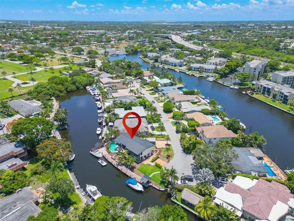 На продажу: $2,680,000 (5 спален, 4 ванн, 2836 Квадратных фут)