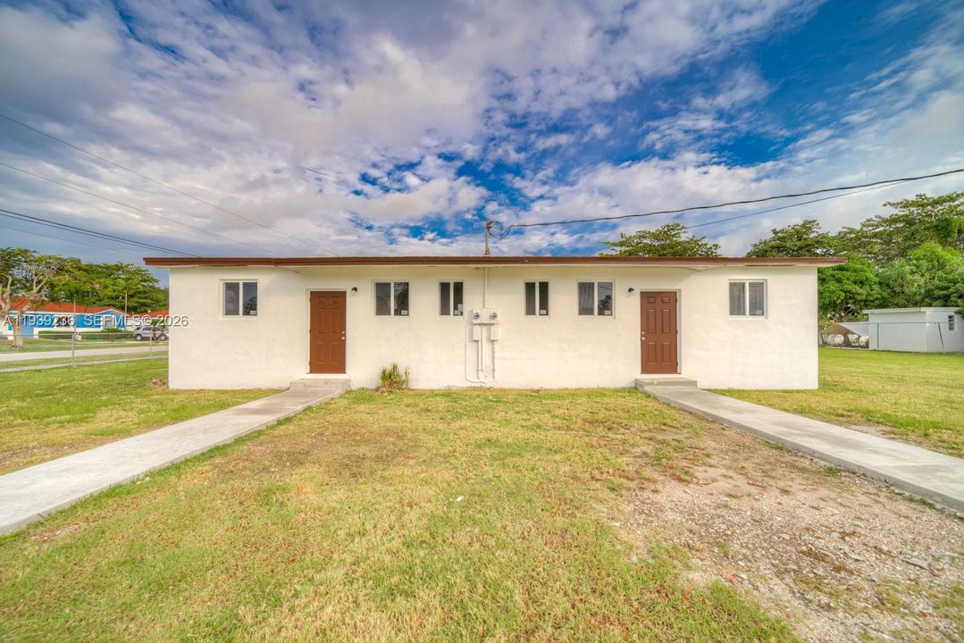 En Renta: $2,275 (3 camas, 1 baños, 1300 Pies cuadrados)