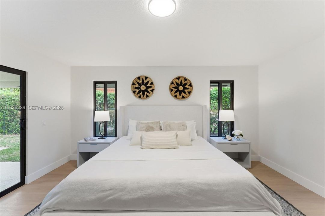 En Venta: $1,400,000 (4 camas, 2 baños, 2449 Pies cuadrados)