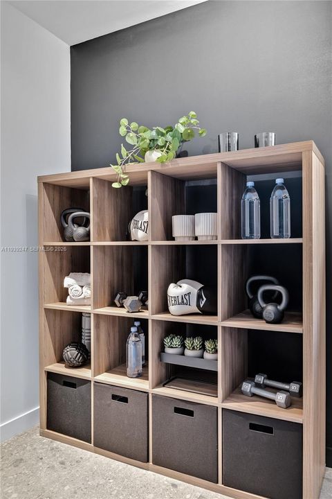 最近租的: $17,000 (5 贝兹, 4 浴室, 2309 平方英尺)