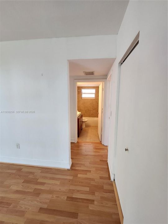 For Rent: $2,650 (2 beds, 2 baths, 1500 Square Feet)