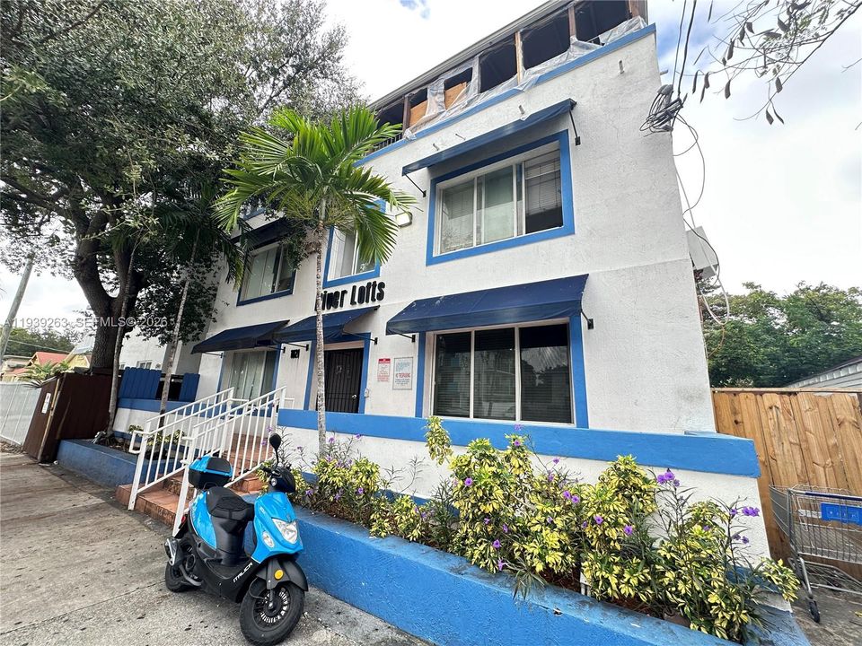 For Rent: $1,700 (2 beds, 1 baths, 615 Square Feet)