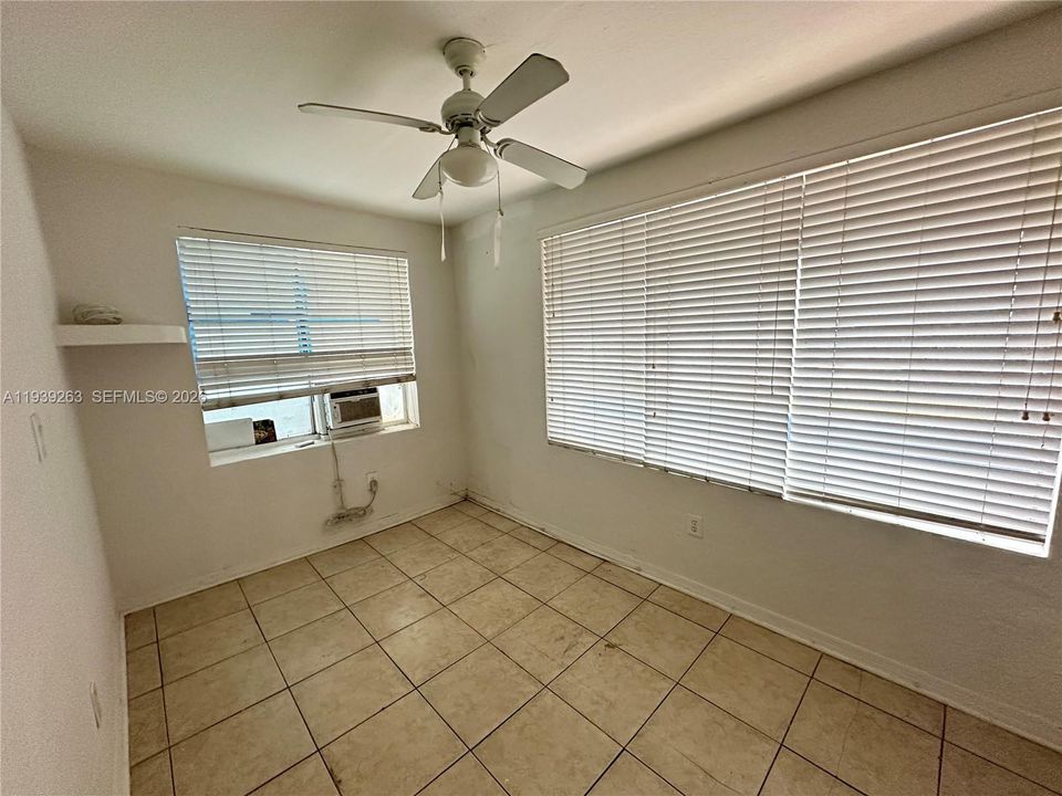 For Rent: $1,700 (2 beds, 1 baths, 615 Square Feet)