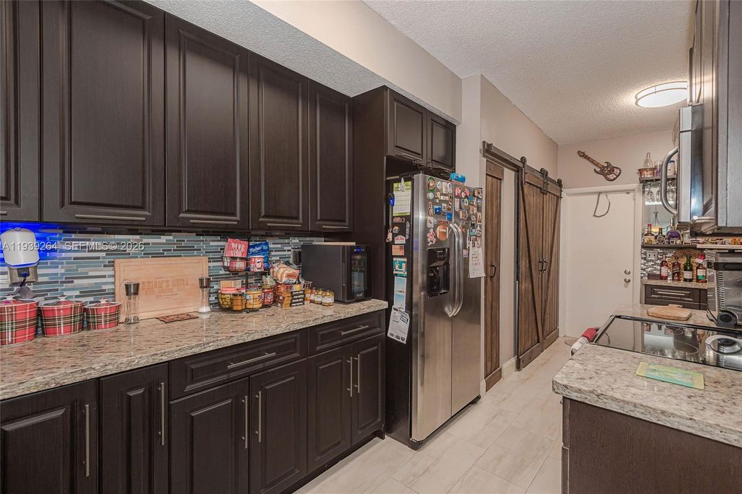 出租: $2,900 (2 贝兹, 2 浴室, 1316 平方英尺)