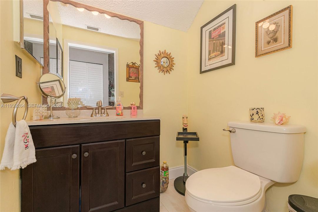 出租: $2,900 (2 贝兹, 2 浴室, 1316 平方英尺)