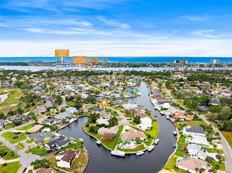 待售: $899,000 (3 贝兹, 2 浴室, 2424 平方英尺)