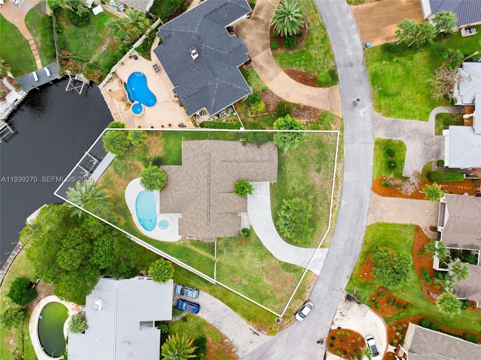 待售: $899,000 (3 贝兹, 2 浴室, 2424 平方英尺)