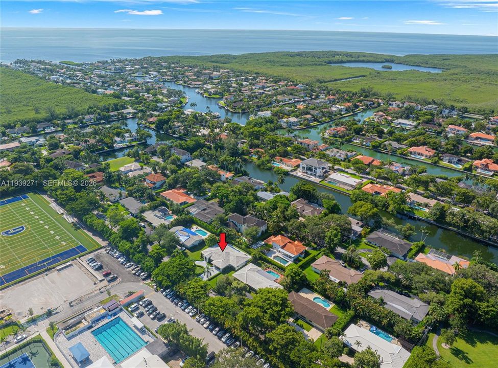 For Sale: $2,250,000 (4 beds, 4 baths, 2931 Square Feet)