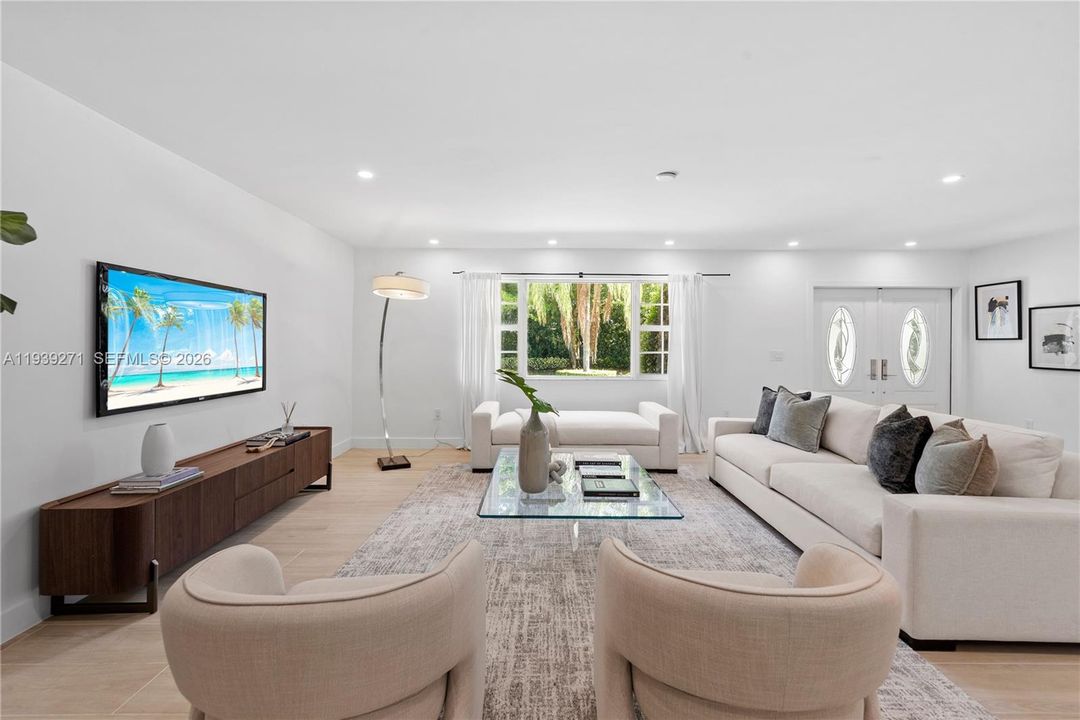 For Sale: $2,250,000 (4 beds, 4 baths, 2931 Square Feet)