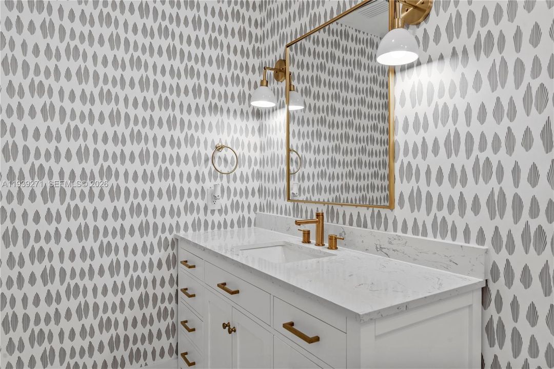 For Sale: $2,250,000 (4 beds, 4 baths, 2931 Square Feet)