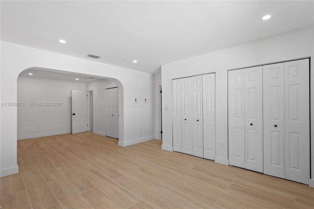 For Sale: $2,250,000 (4 beds, 4 baths, 2931 Square Feet)