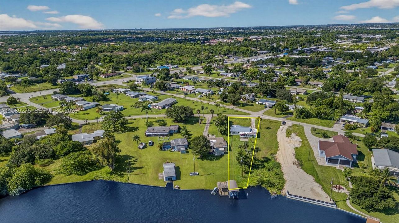 待售: $249,000 (3 贝兹, 2 浴室, 1534 平方英尺)