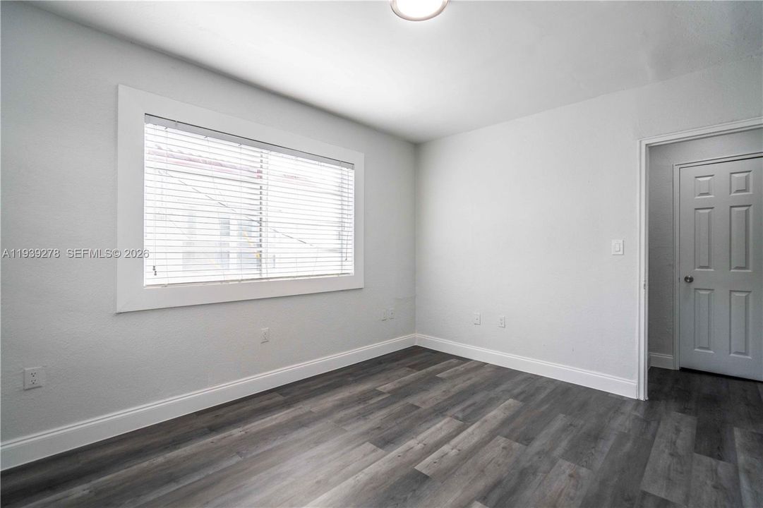 En Renta: $2,300 (2 camas, 2 baños, 950 Pies cuadrados)