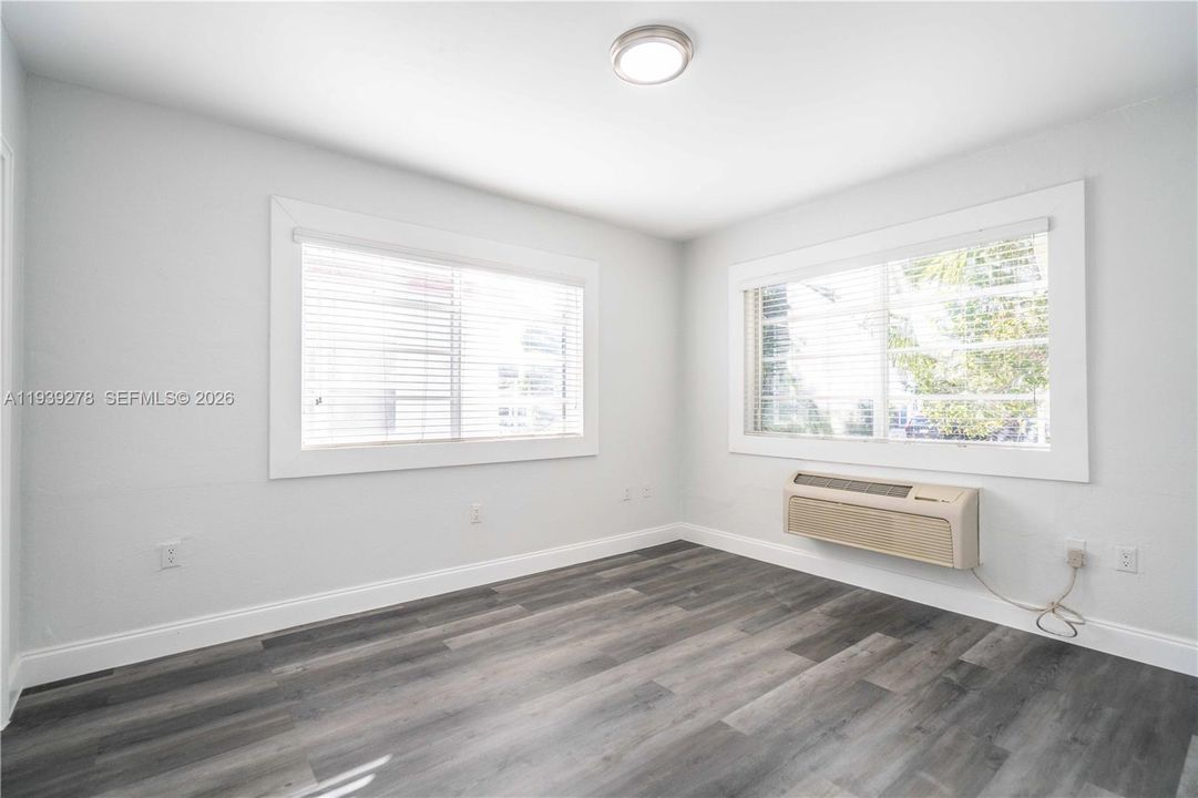 En Renta: $2,300 (2 camas, 2 baños, 950 Pies cuadrados)