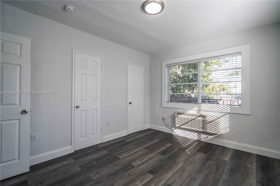 En Renta: $2,300 (2 camas, 2 baños, 950 Pies cuadrados)