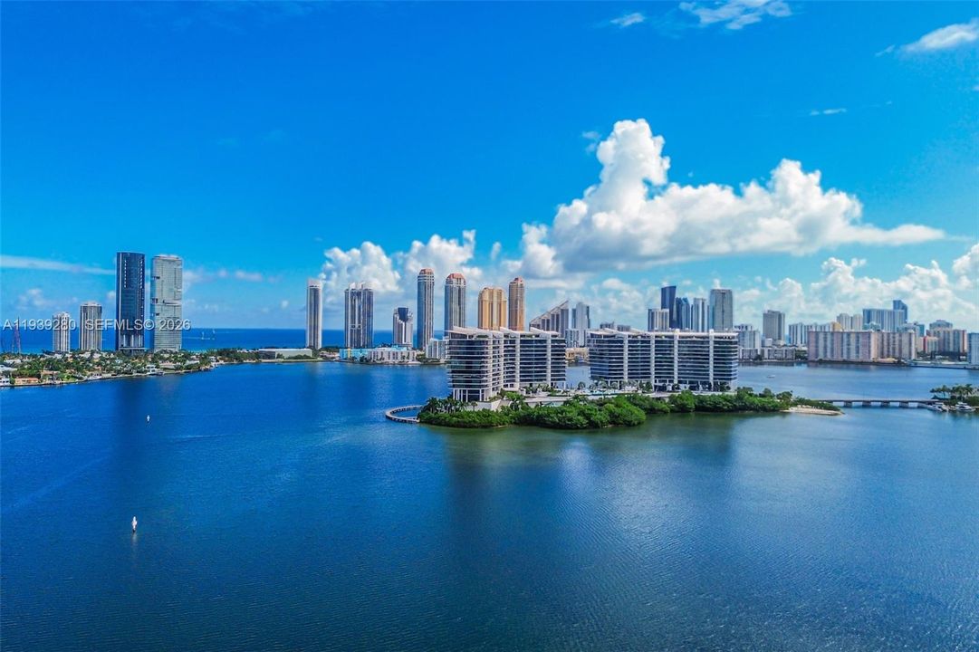 出租: $4,000 (2 贝兹, 2 浴室, 1846 平方英尺)