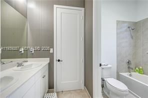 En Renta: $3,300 (4 camas, 3 baños, 0 Pies cuadrados)