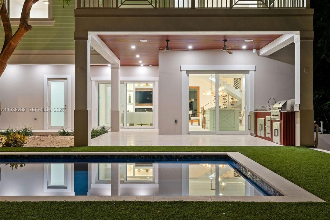 En Venta: $3,290,000 (4 camas, 5 baños, 3467 Pies cuadrados)