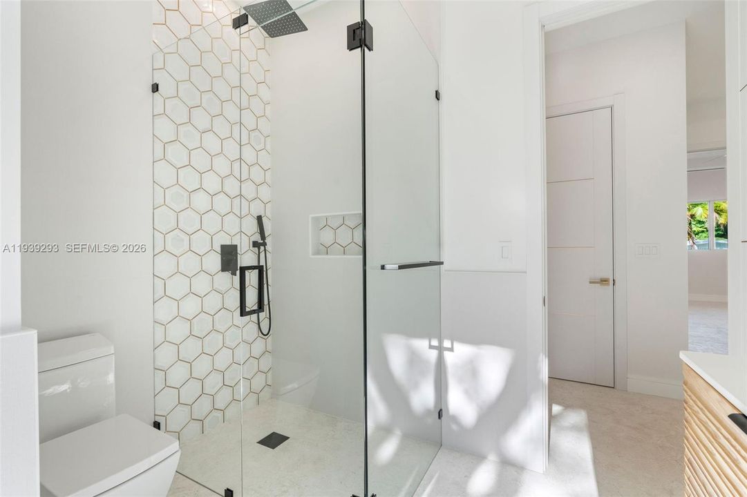 En Venta: $3,290,000 (4 camas, 5 baños, 3467 Pies cuadrados)