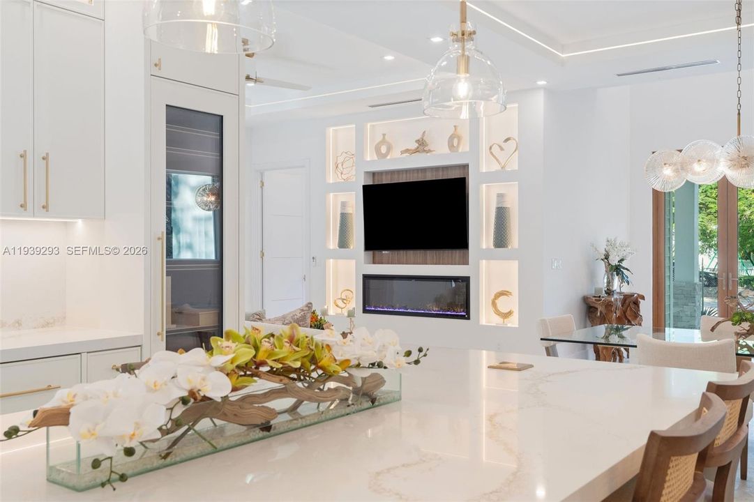 En Venta: $3,290,000 (4 camas, 5 baños, 3467 Pies cuadrados)