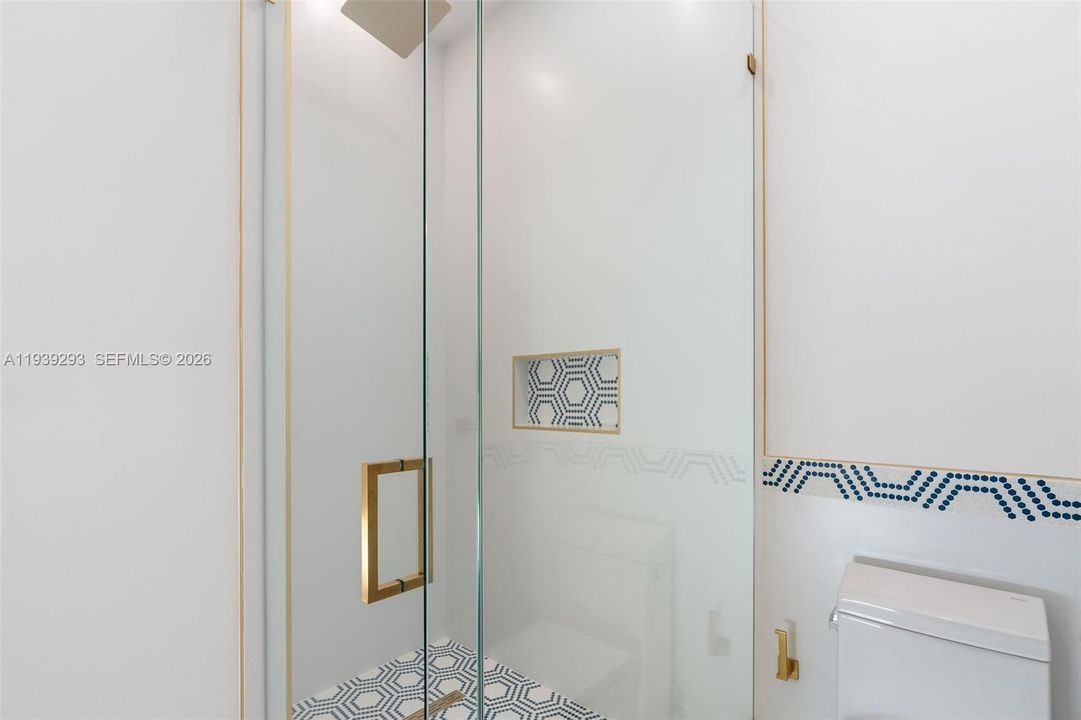 En Venta: $3,290,000 (4 camas, 5 baños, 3467 Pies cuadrados)