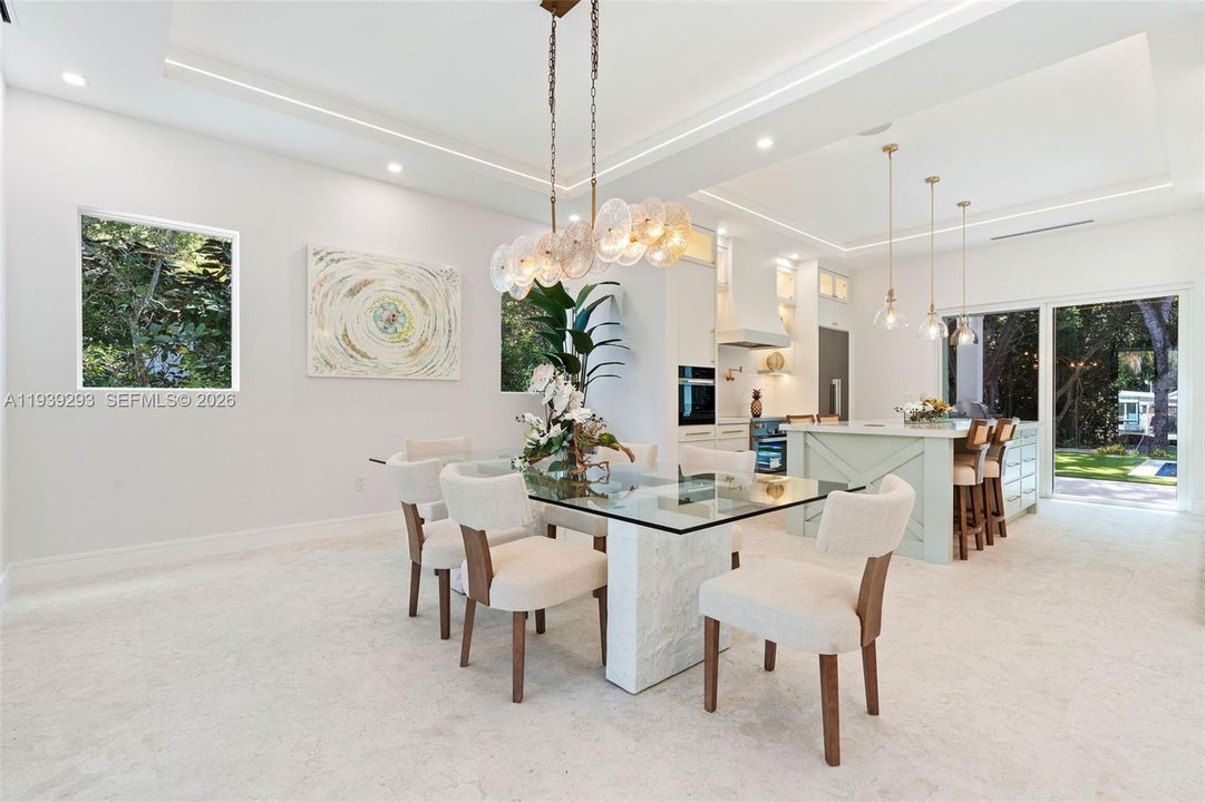 En Venta: $3,290,000 (4 camas, 5 baños, 3467 Pies cuadrados)