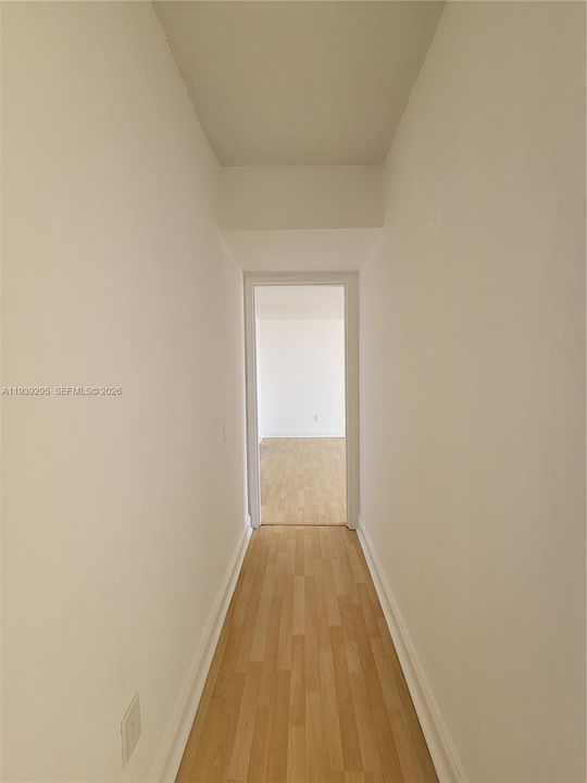 出租: $1,900 (1 贝兹, 1 浴室, 723 平方英尺)