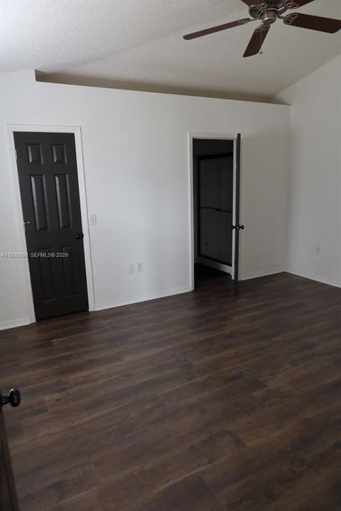 На продажу: $289,000 (3 спален, 2 ванн, 0 Квадратных фут)