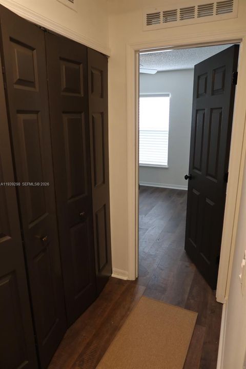 На продажу: $289,000 (3 спален, 2 ванн, 0 Квадратных фут)