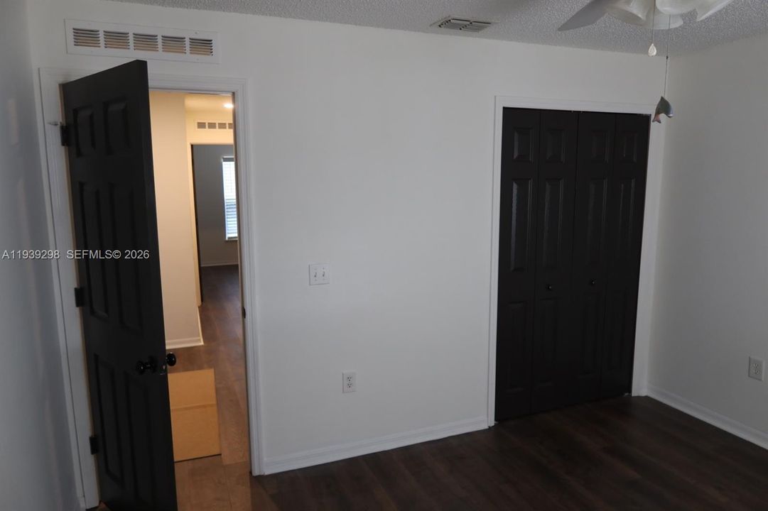 На продажу: $289,000 (3 спален, 2 ванн, 0 Квадратных фут)