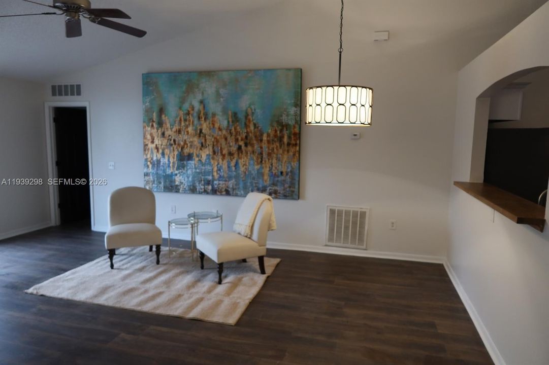 На продажу: $289,000 (3 спален, 2 ванн, 0 Квадратных фут)