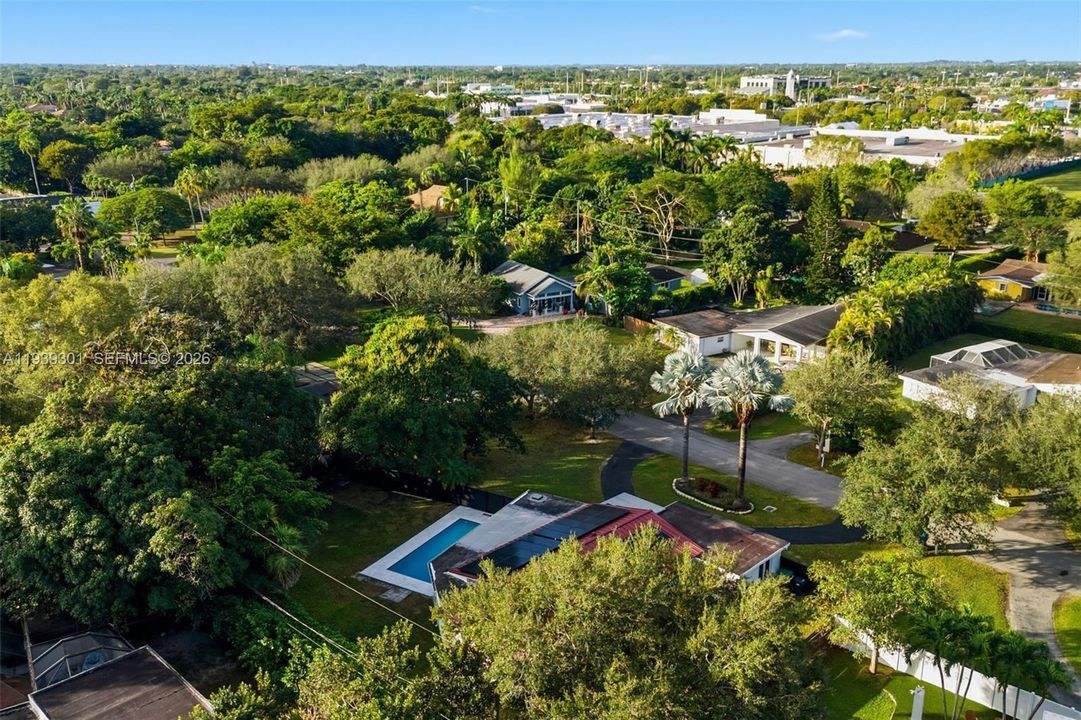 待售: $1,699,000 (3 贝兹, 3 浴室, 1168 平方英尺)