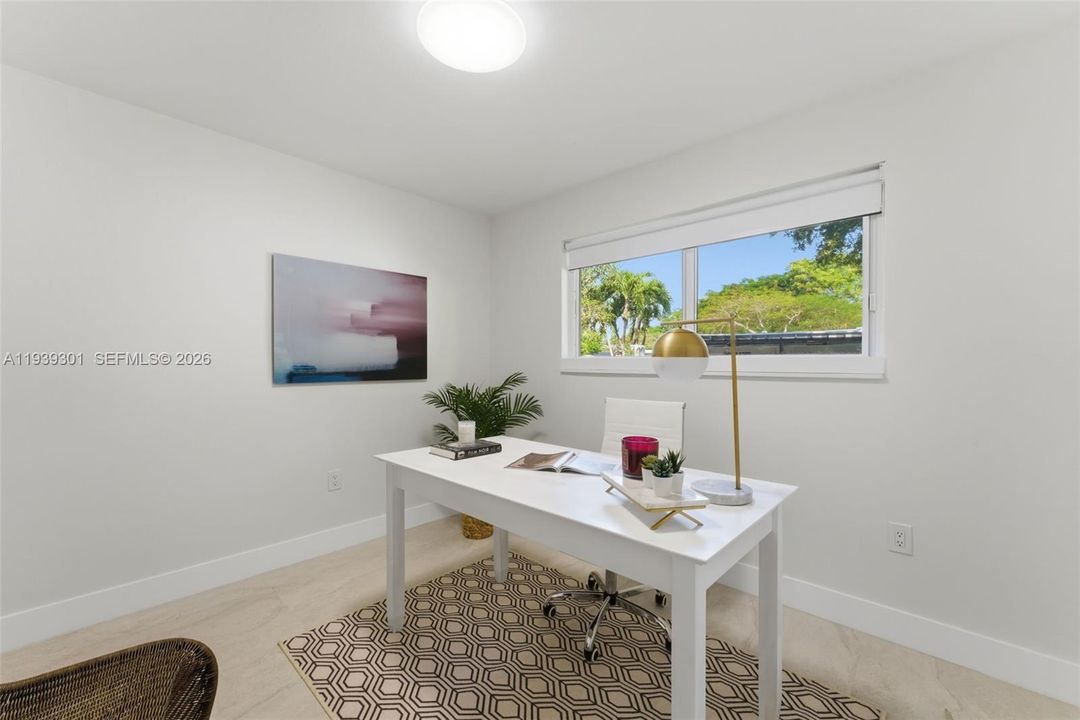 待售: $1,699,000 (3 贝兹, 3 浴室, 1168 平方英尺)