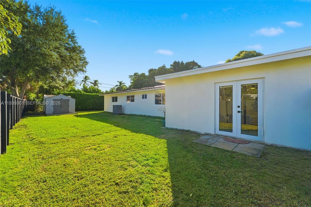 待售: $1,699,000 (3 贝兹, 3 浴室, 1168 平方英尺)