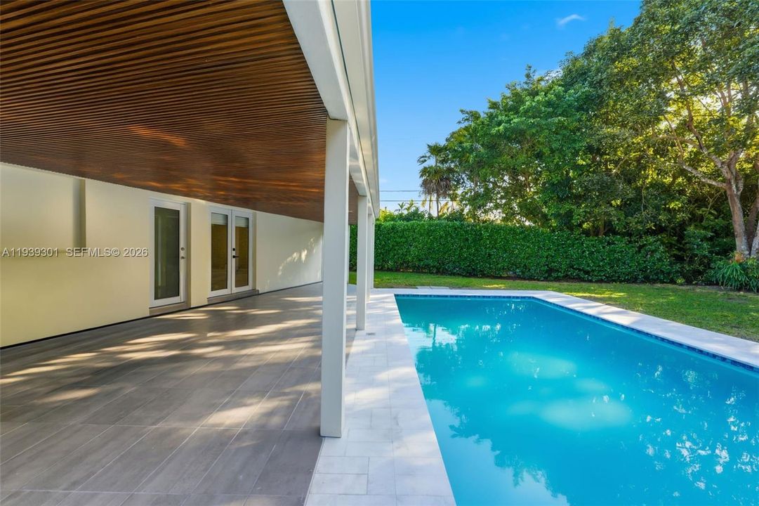 待售: $1,699,000 (3 贝兹, 3 浴室, 1168 平方英尺)