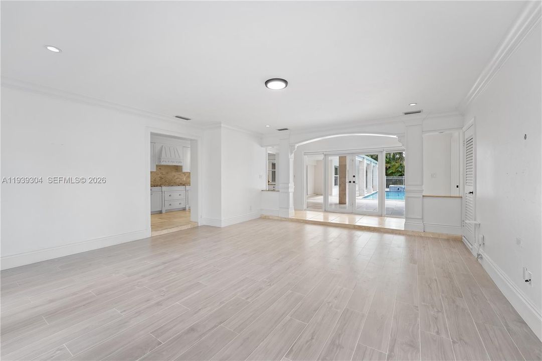 En Renta: $16,000 (5 camas, 4 baños, 3902 Pies cuadrados)