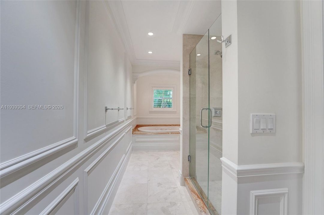 En Renta: $16,000 (5 camas, 4 baños, 3902 Pies cuadrados)