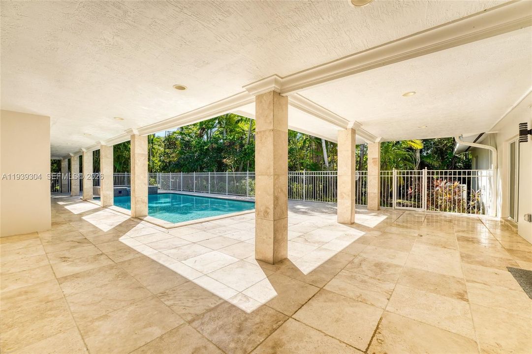 En Renta: $16,000 (5 camas, 4 baños, 3902 Pies cuadrados)