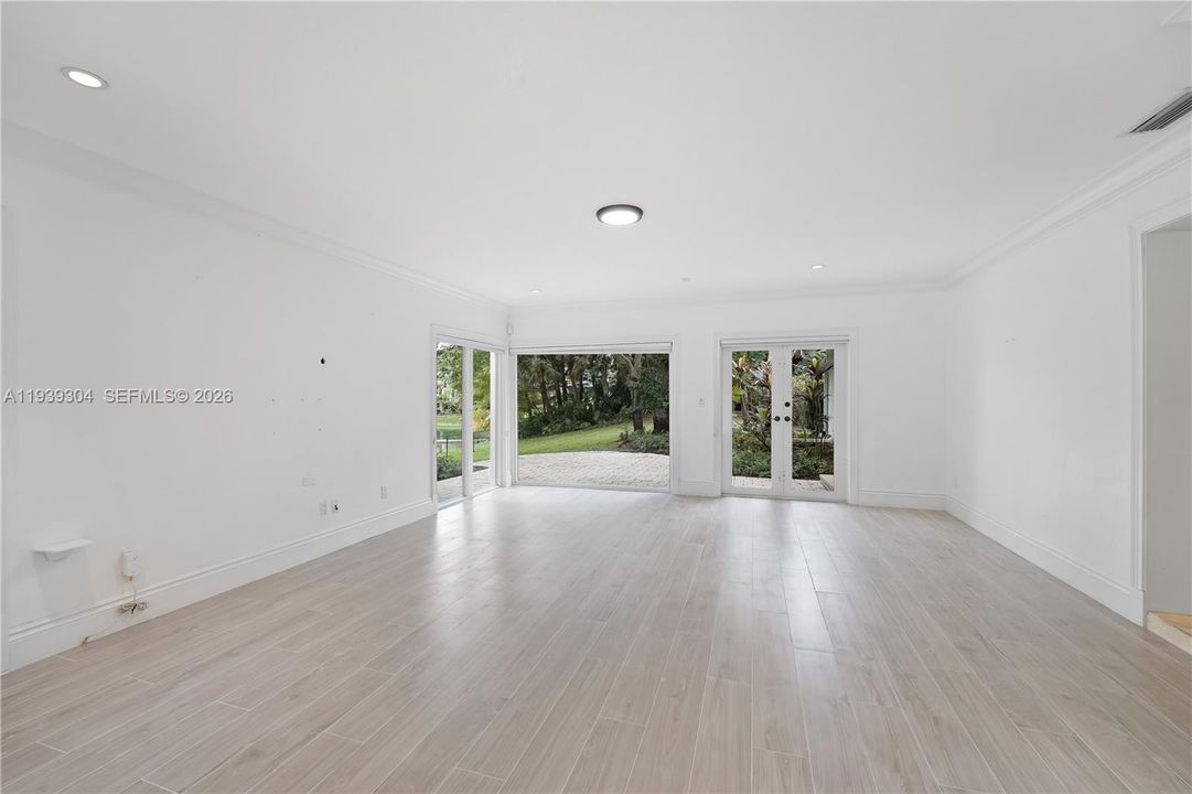 En Renta: $16,000 (5 camas, 4 baños, 3902 Pies cuadrados)