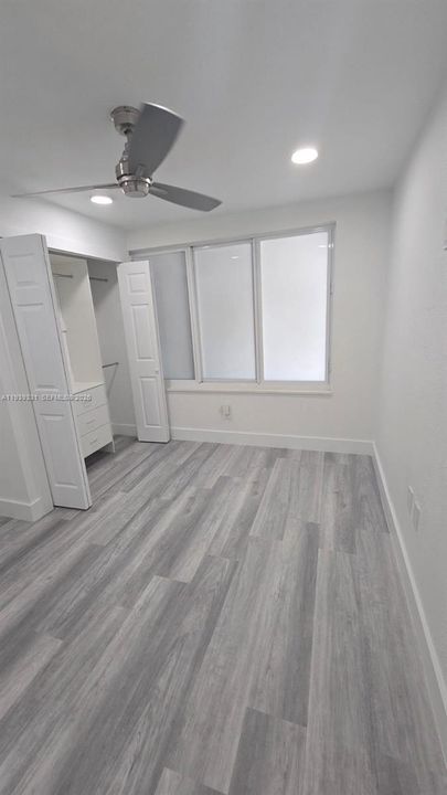 出租: $2,400 (2 贝兹, 1 浴室, 0 平方英尺)